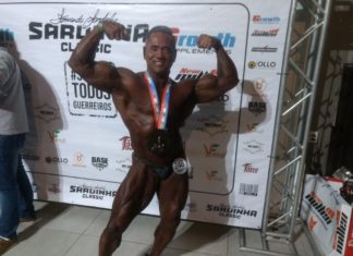 Nortom James é aplaudido de pé no Sardinha Classic Fisiculturista arranca aplausos