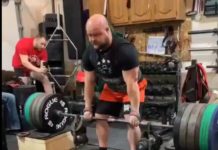 Ben Thompson bate recorde ao fazer levantamento terra com 577 kg